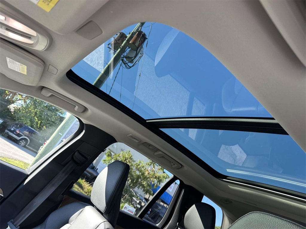 Certified 2024 Volvo XC90 B5 Plus w/ Protection Package Premier image 20