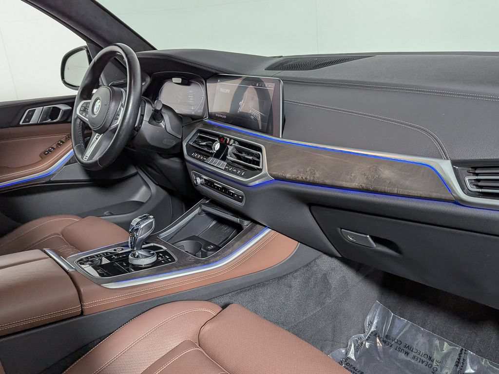 Used 2023 BMW X5 xDrive40i w/ Executive Package AWD/4WD image 32