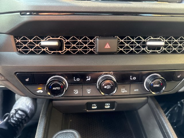 Used 2025 Honda Accord SE image 15