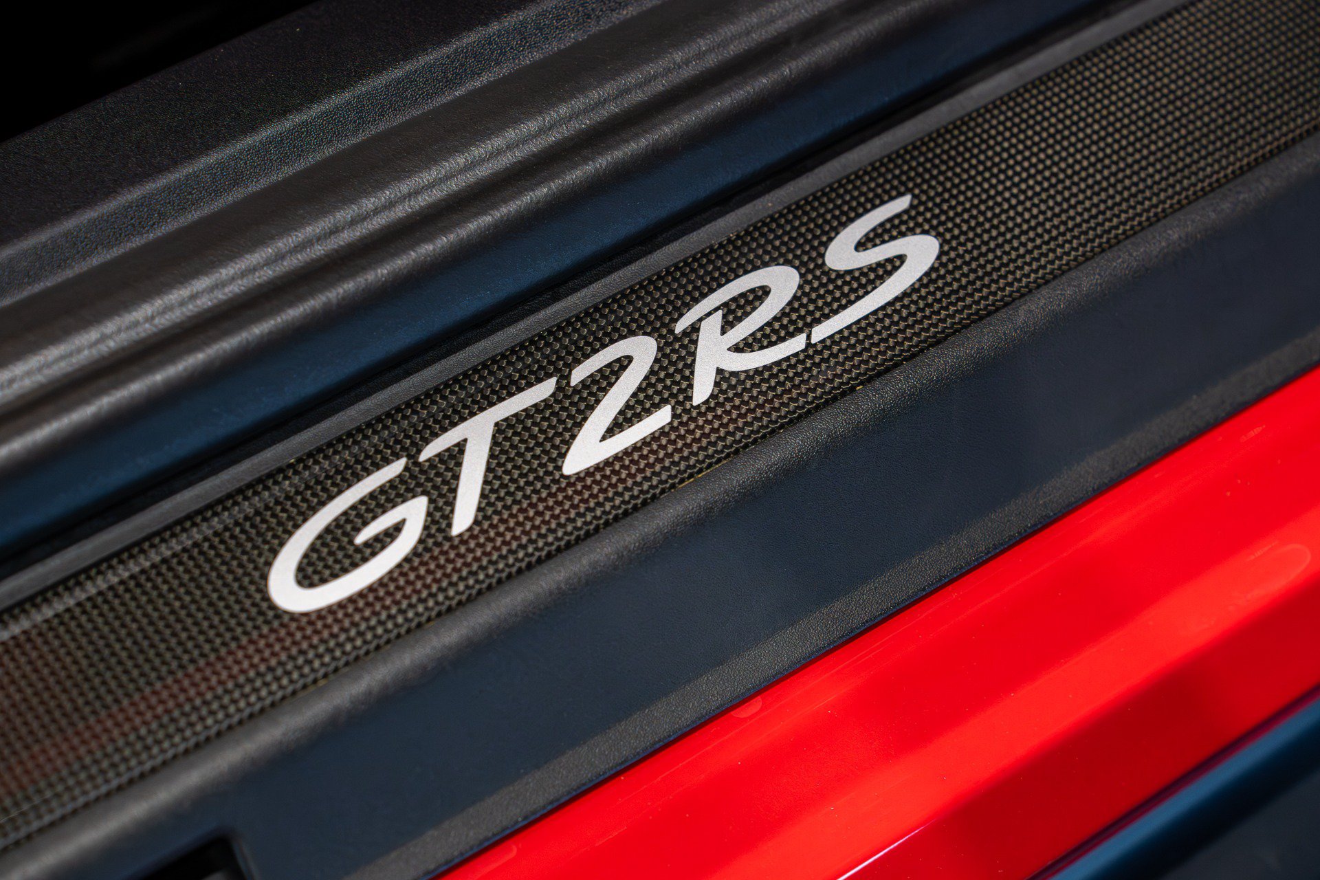 Used 2018 Porsche 911 GT2 RS RWD image 47