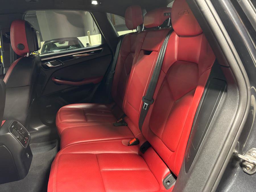 Used 2018 Porsche Macan GTS image 15
