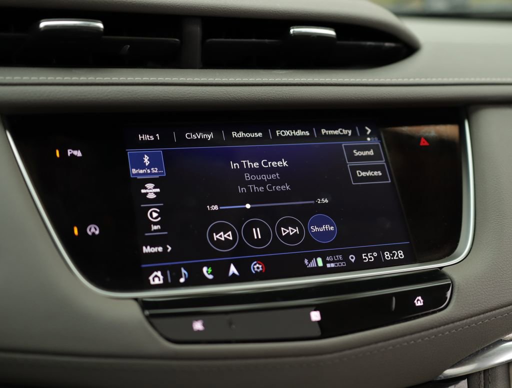 Used 2021 Cadillac XT5 Premium Luxury image 12