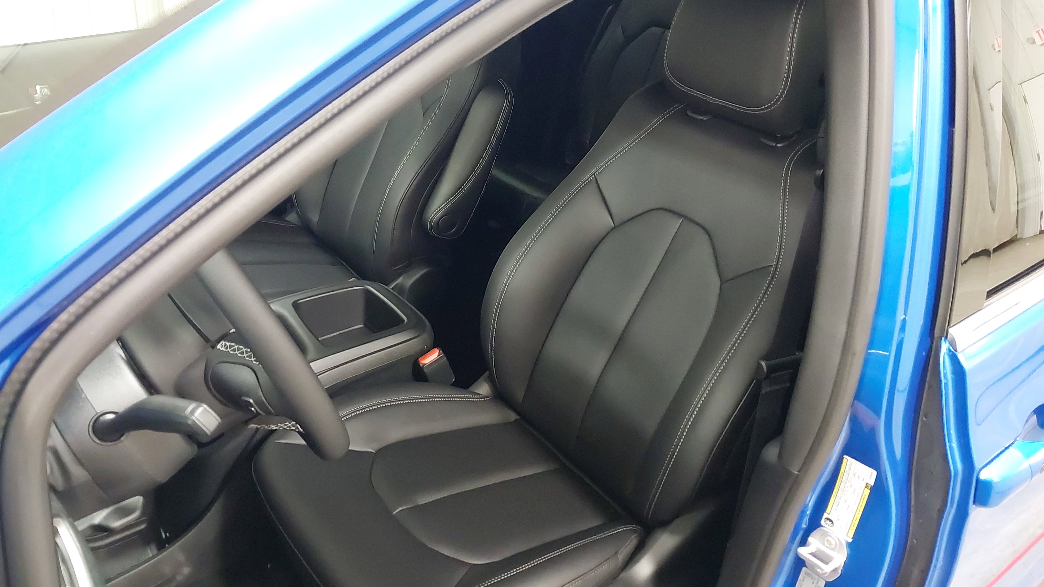 New 2026 Chrysler Pacifica Select image 22