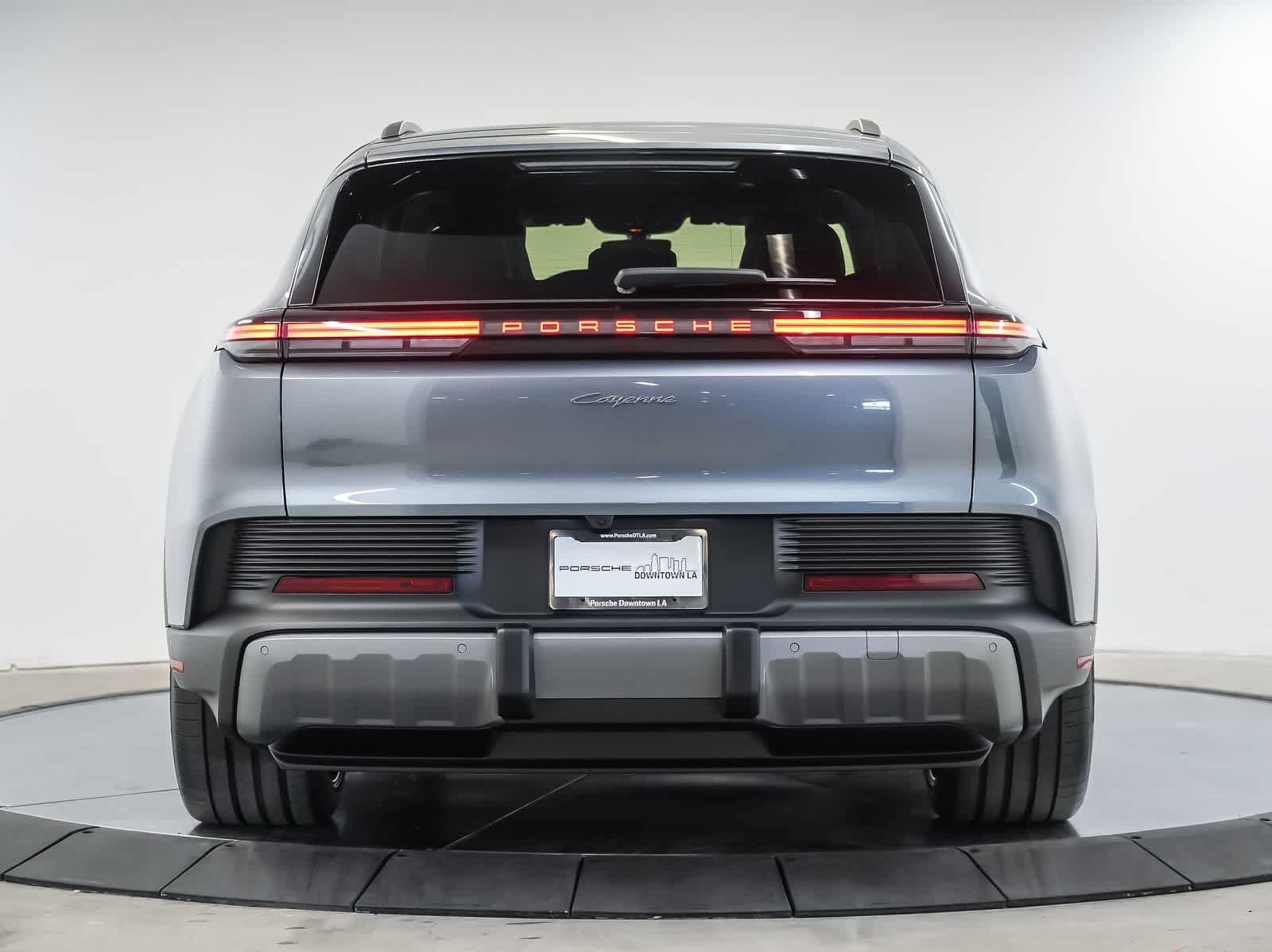 New 2026 Porsche Cayenne Electric AWD/4WD image 10