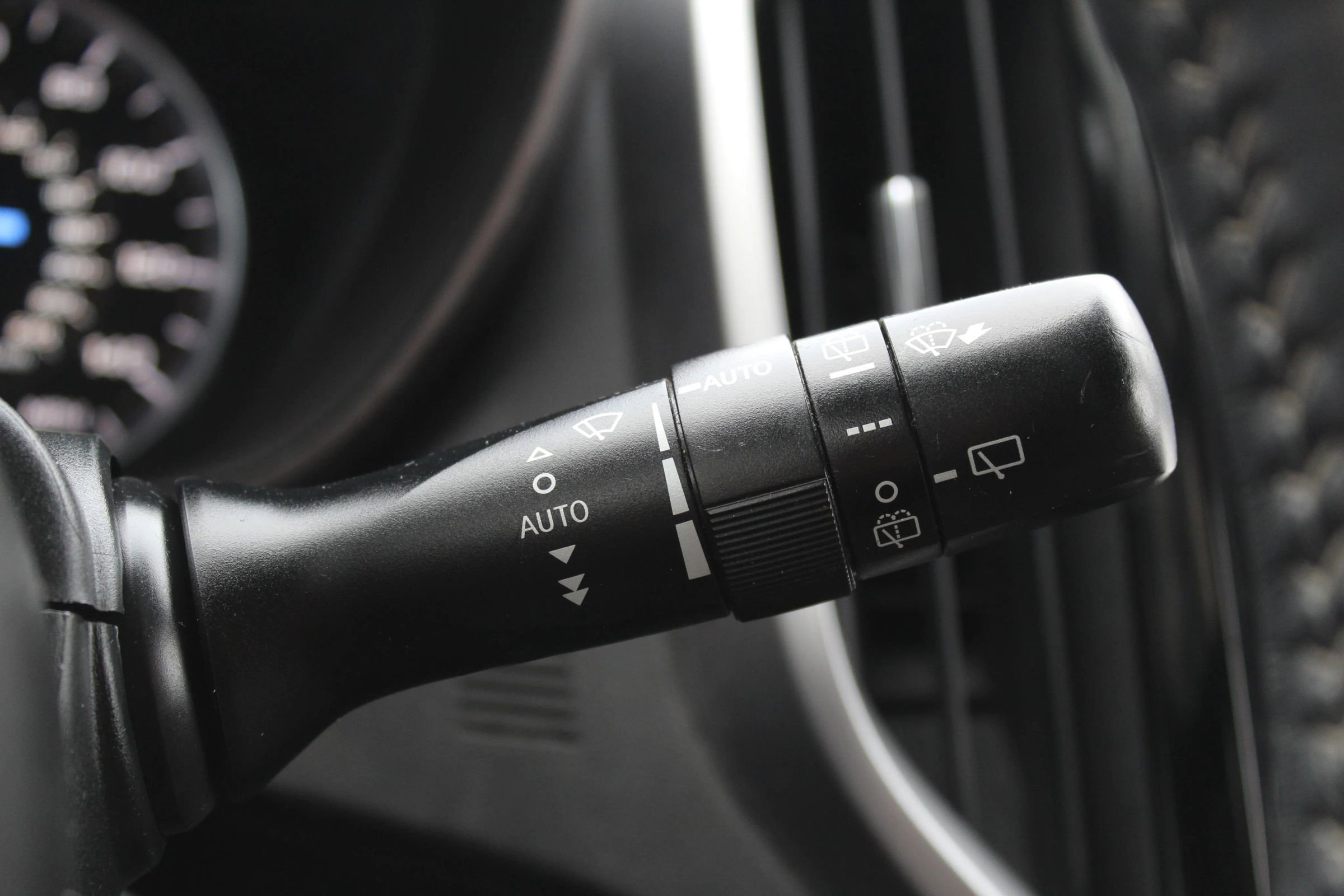 Used 2021 Subaru Ascent Touring image 32