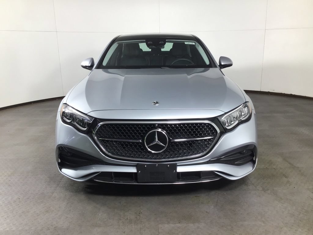 Used 2025 Mercedes-Benz E 450 4MATIC Sedan image 10