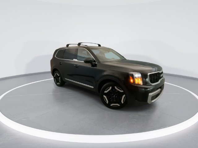 Used 2024 Kia Telluride EX w/ EX Captain's Chair Package AWD/4WD image 8