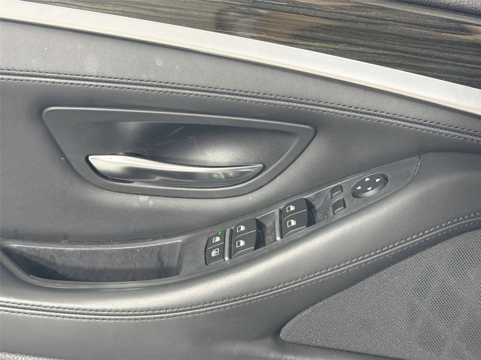 Used 2016 BMW 535i Sedan RWD image 17
