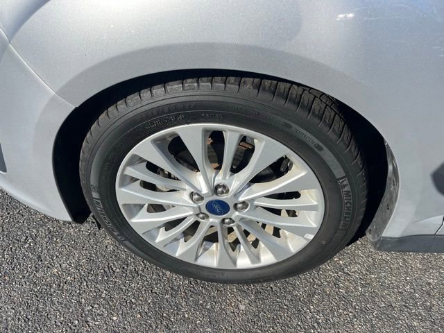 Used 2017 Ford C-MAX SE image 18