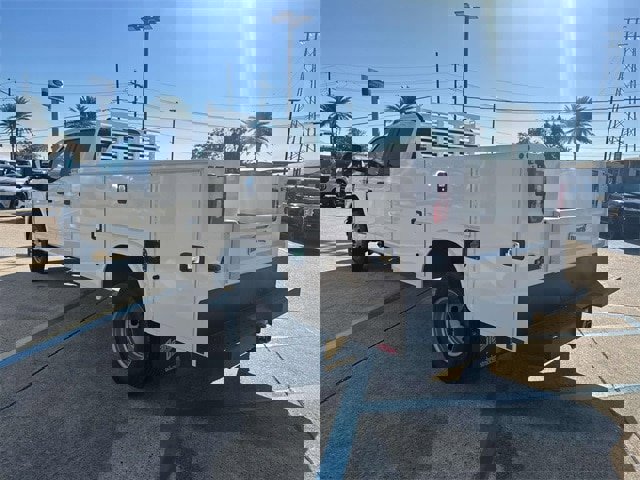 New 2026 Ford F350 XL w/ XL Chrome Package image 5