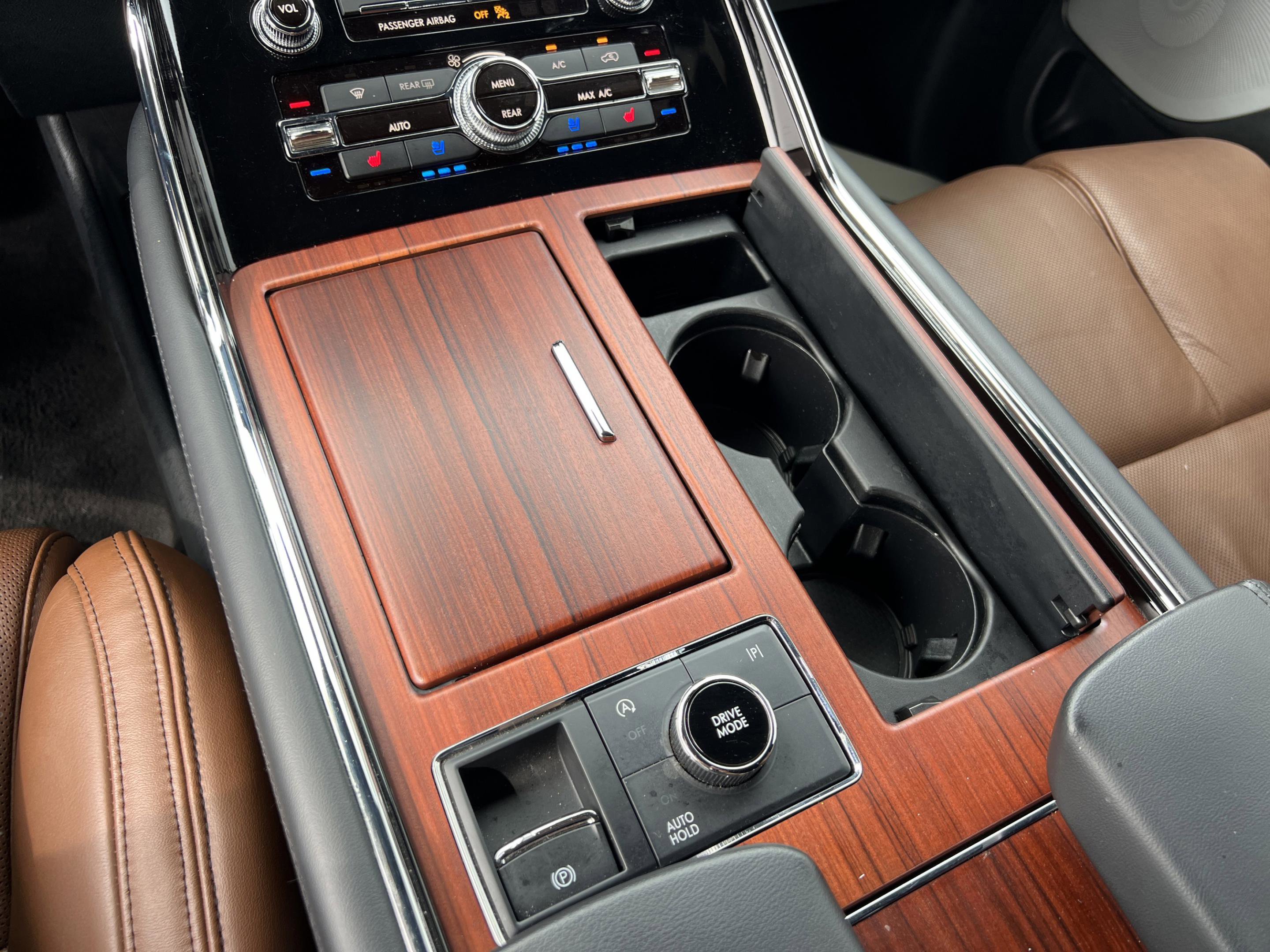 Used 2023 Lincoln Navigator L Reserve image 24