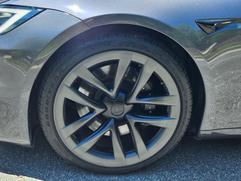 Used 2023 Tesla Model S AWD/4WD image 18