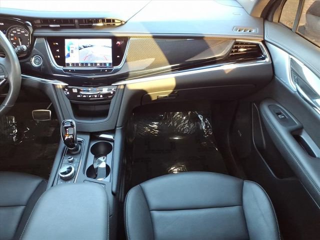 Certified 2024 Cadillac XT6 Sport w/ Technology Package AWD/4WD image 18