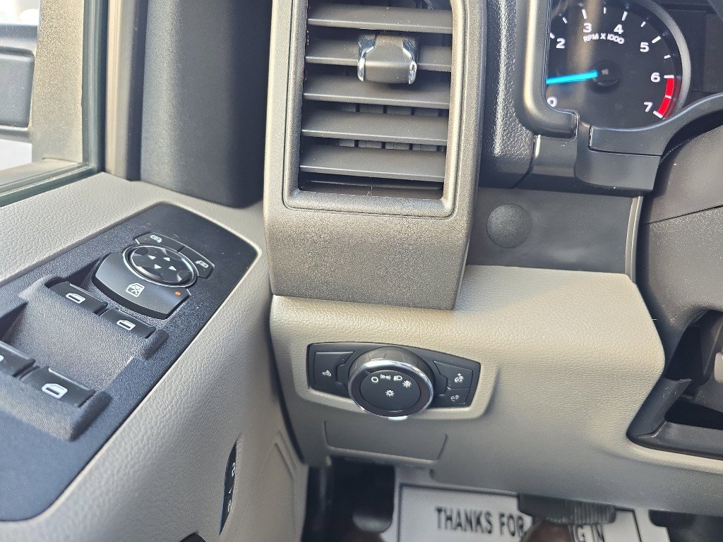 Used 2019 Ford F250 XL w/ Power Equipment Group image 19