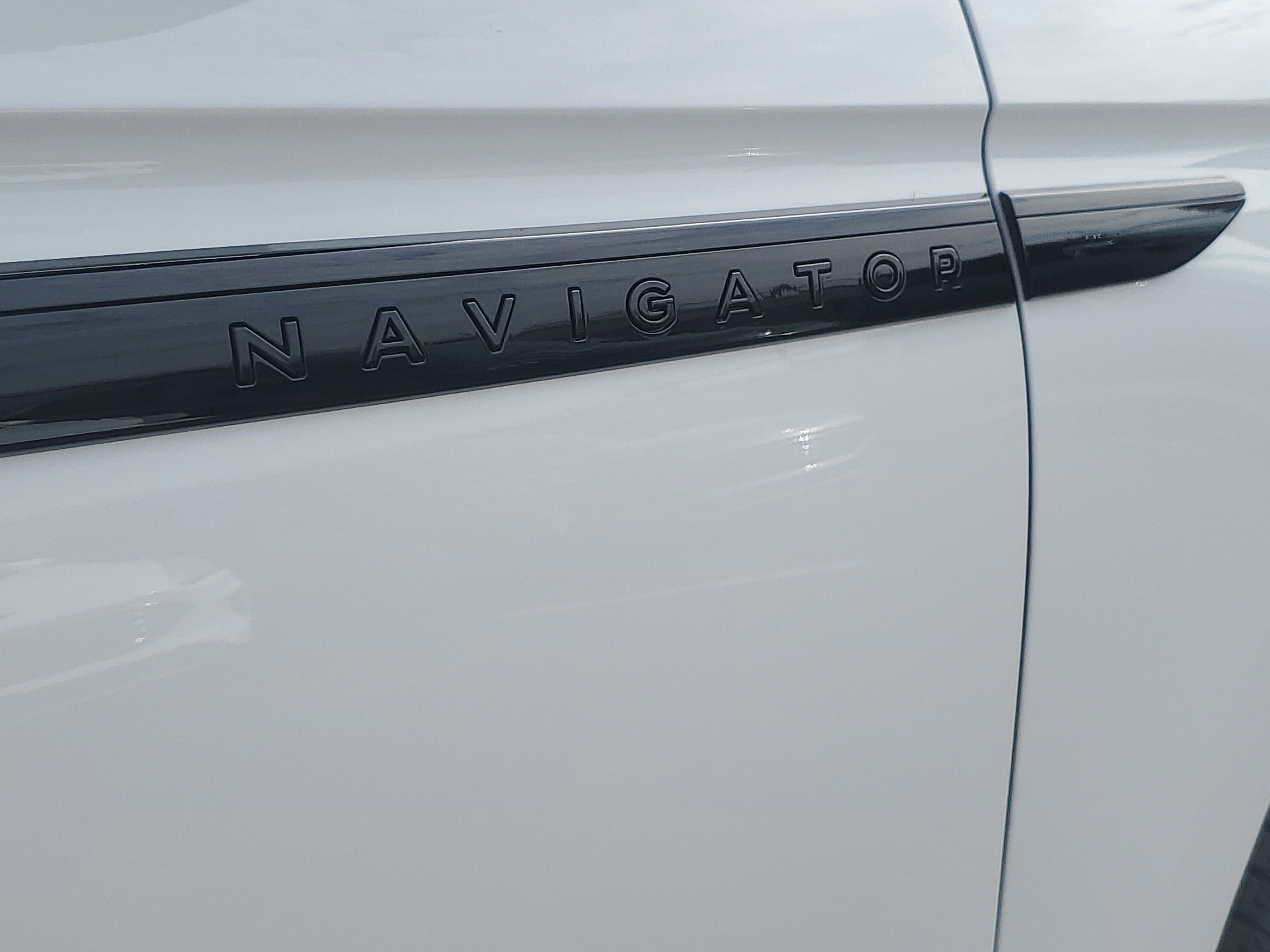 New 2026 Lincoln Navigator Reserve image 6