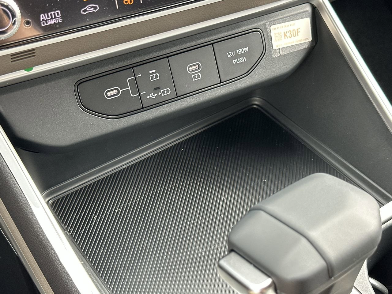 New 2026 Kia Carnival FWD image 26