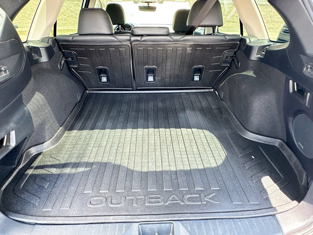 Used 2019 Subaru Outback 3.6R Limited w/ Popular Package #2 AWD/4WD image 33