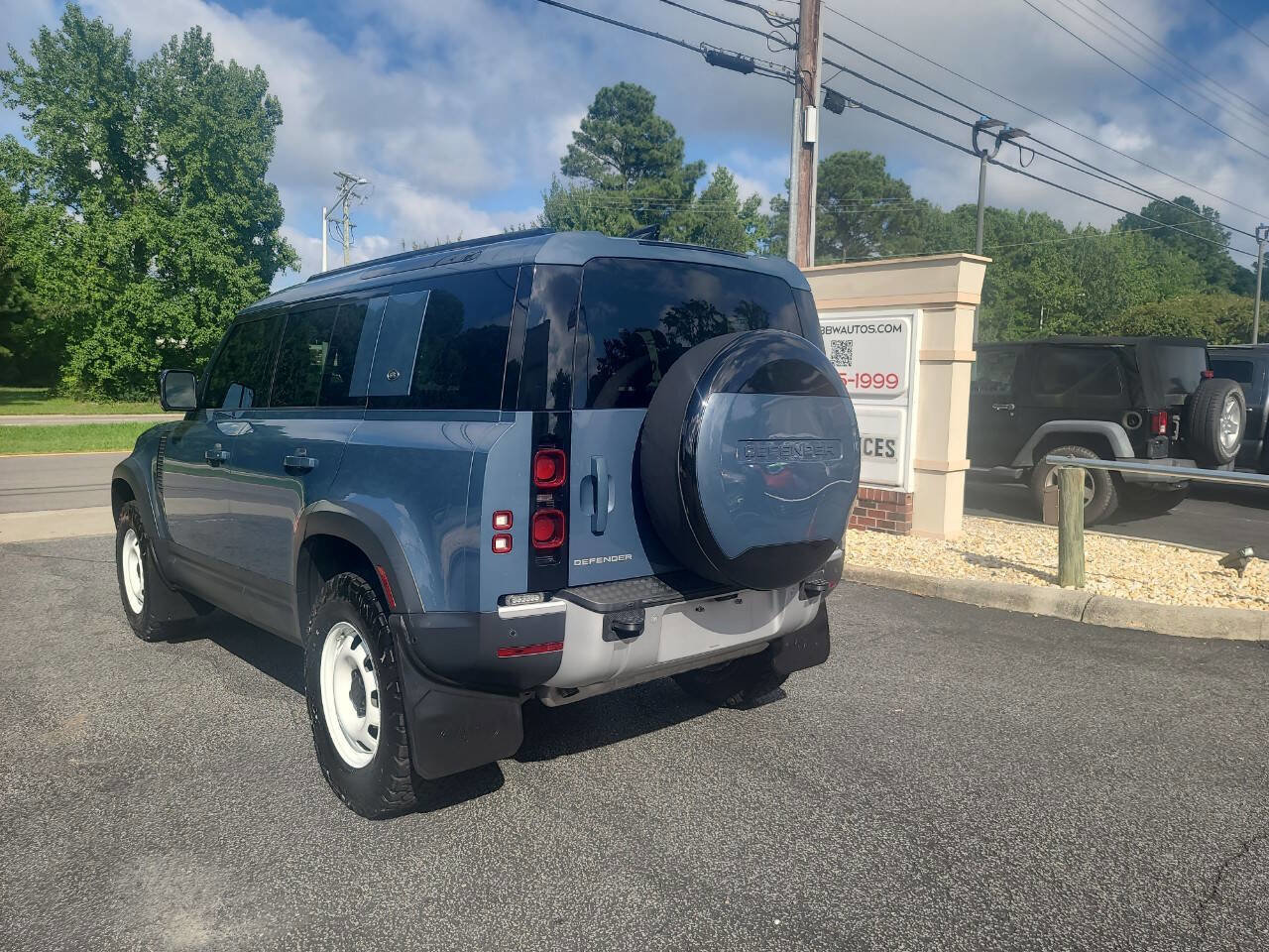 Used 2020 Land Rover Defender 110 image 5