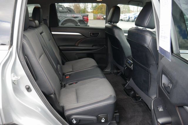 Used 2018 Toyota Highlander Plus image 23