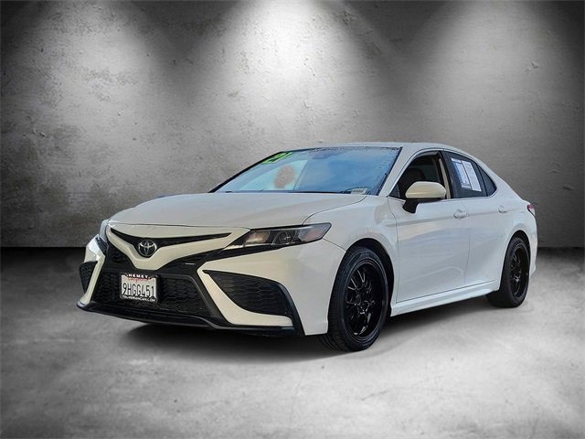 Used 2021 Toyota Camry SE image 5