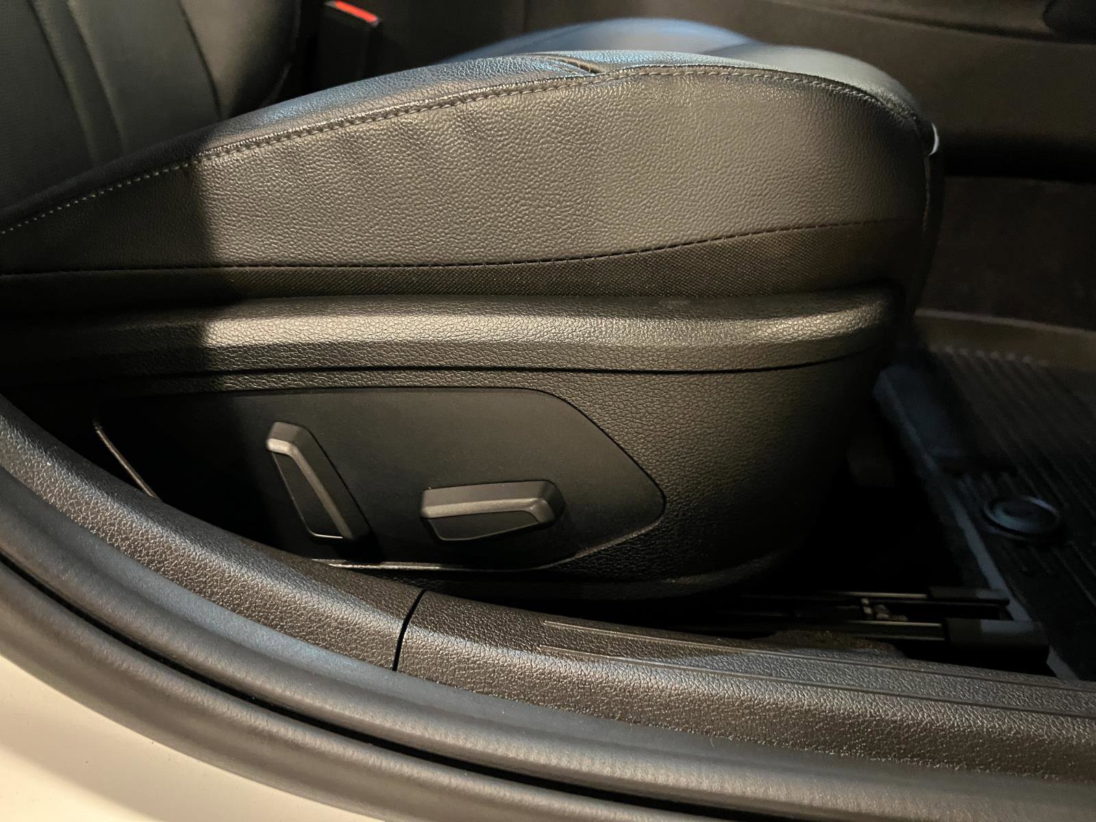 Used 2021 Hyundai Sonata Limited FWD image 38