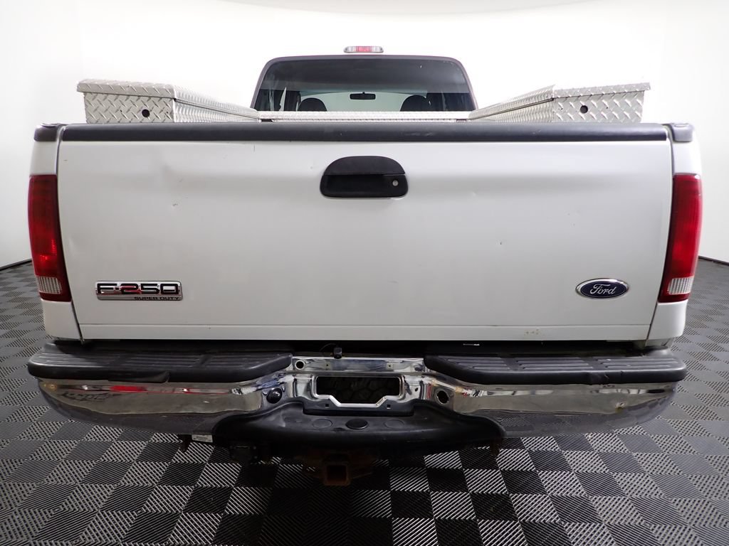 Used 2006 Ford F250 XL AWD/4WD image 11