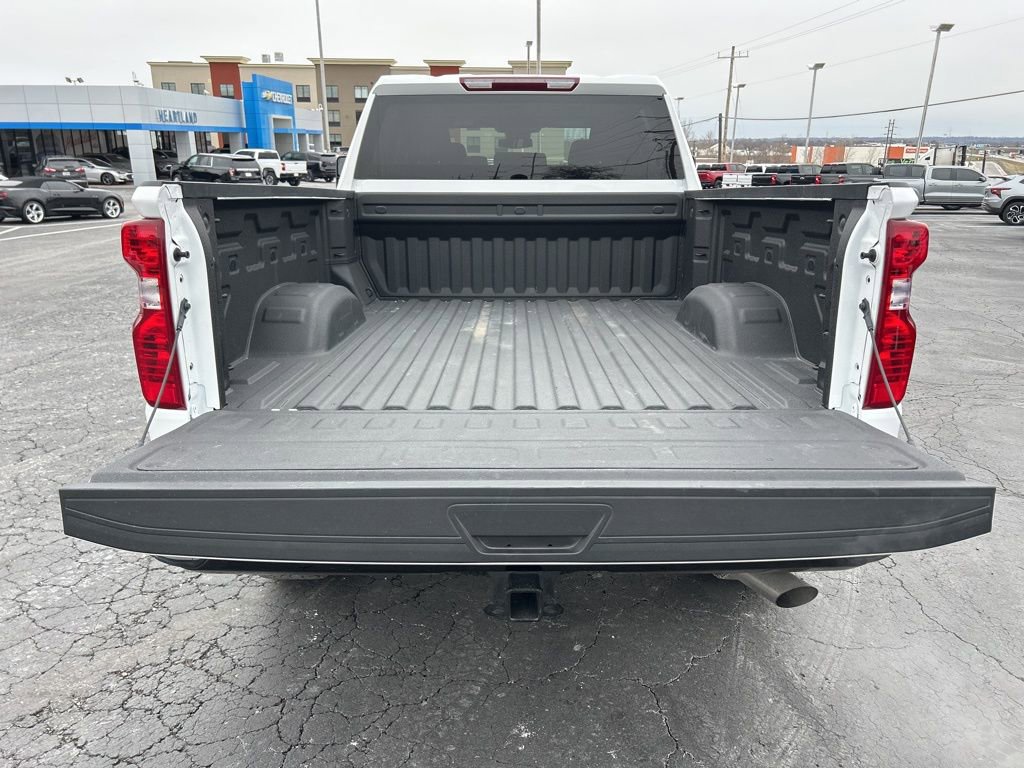 Used 2024 Chevrolet Silverado 2500 Custom w/ Custom Convenience Package image 40