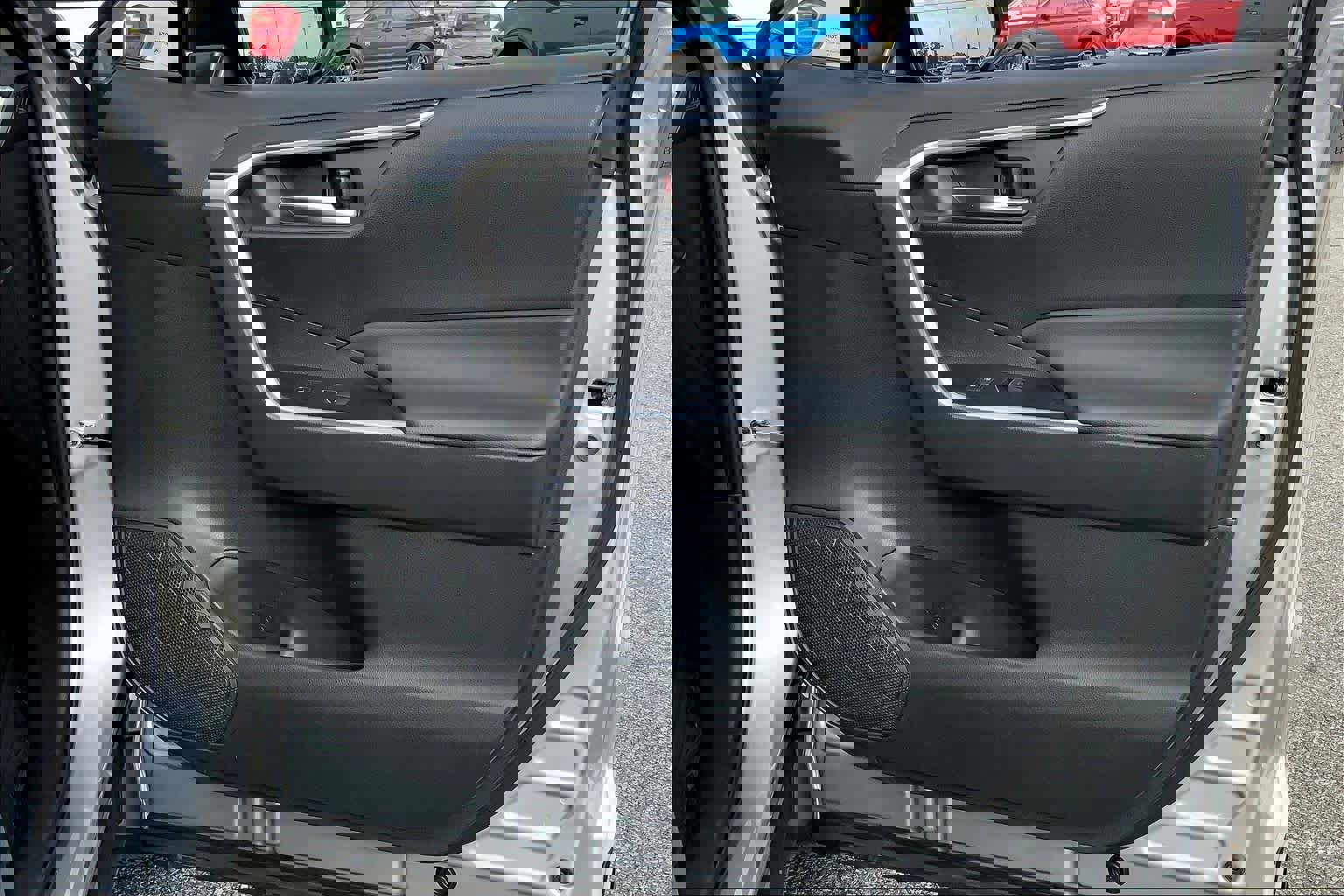 Used 2024 Toyota RAV4 XLE w/ Convenience Package image 22