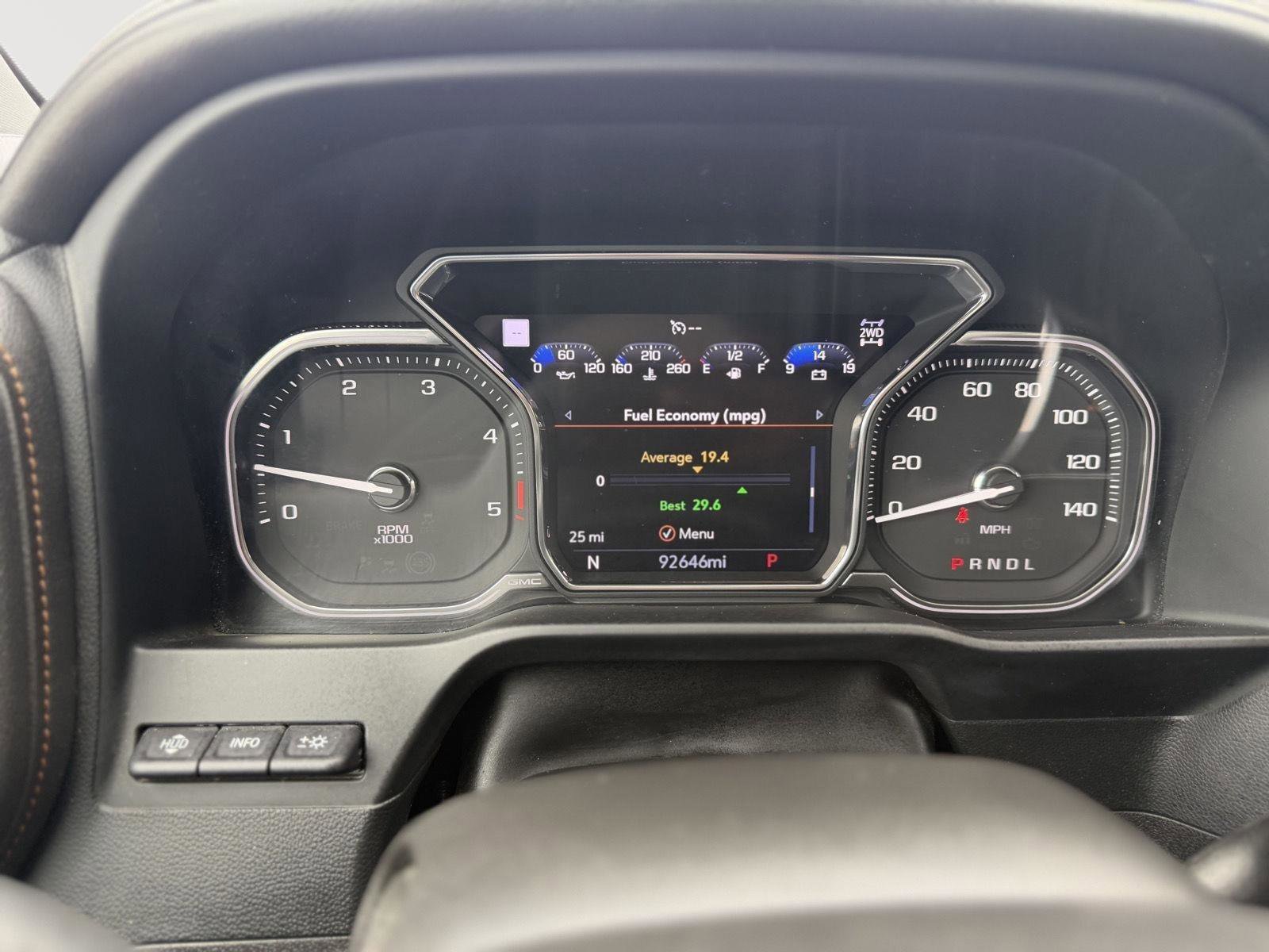 Used 2022 GMC Sierra 2500 AT4 w/ AT4 Premium Plus Package AWD/4WD image 12