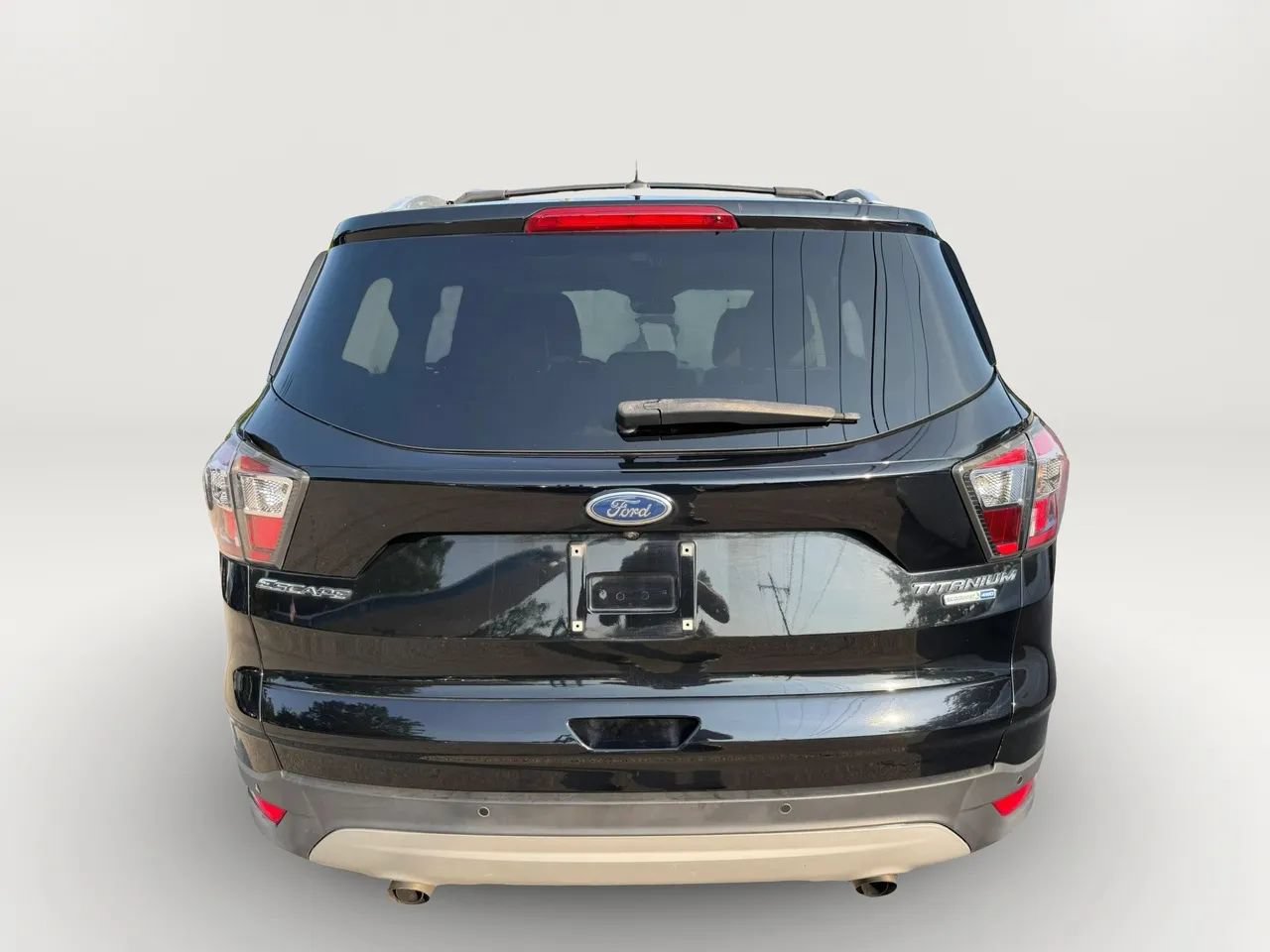 Used 2017 Ford Escape Titanium AWD/4WD image 4