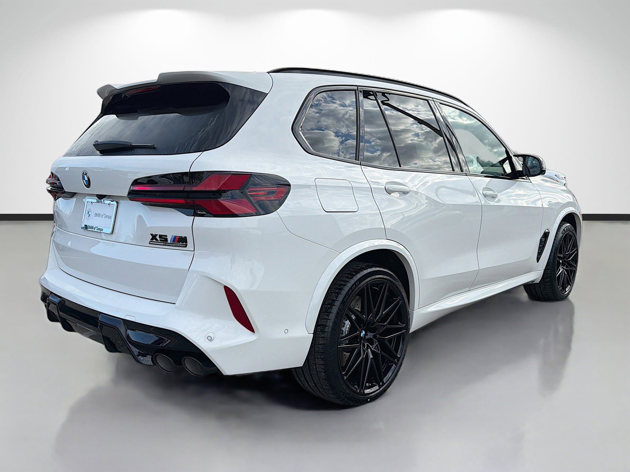 New 2026 BMW X5 M Competition w/ Executive Package image 3