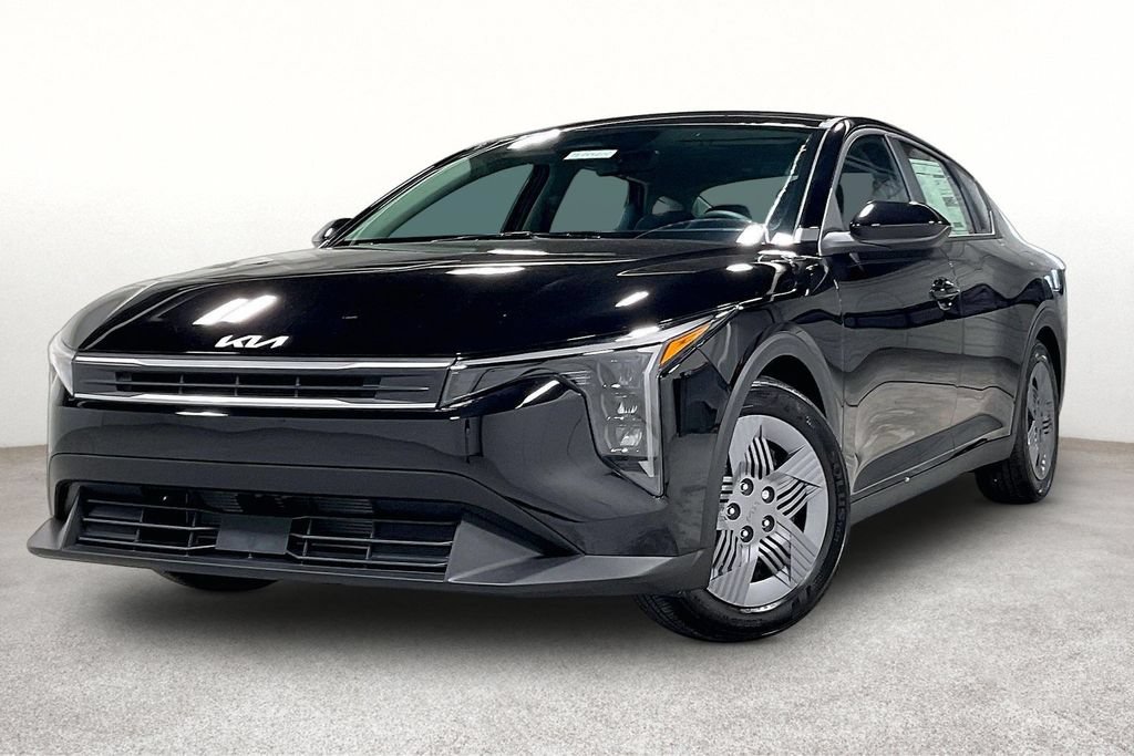 New 2026 Kia K4 FWD image 2