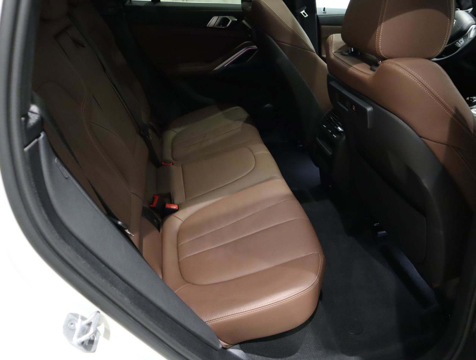 Certified 2014 Ferrari 458 Spider image 57