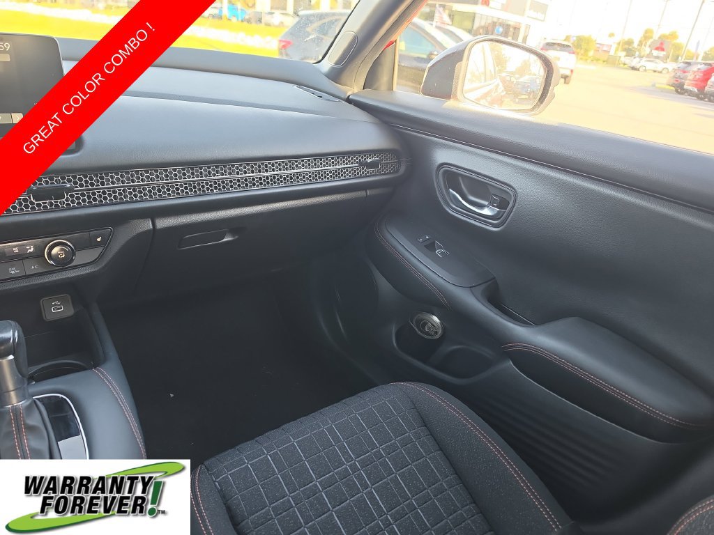 Used 2024 Honda HR-V Sport image 11