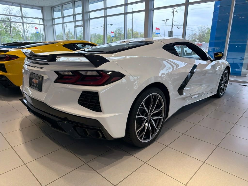 Used 2024 Chevrolet Corvette Stingray Preferred Cpe w/ Z51 Performance Package RWD image 39