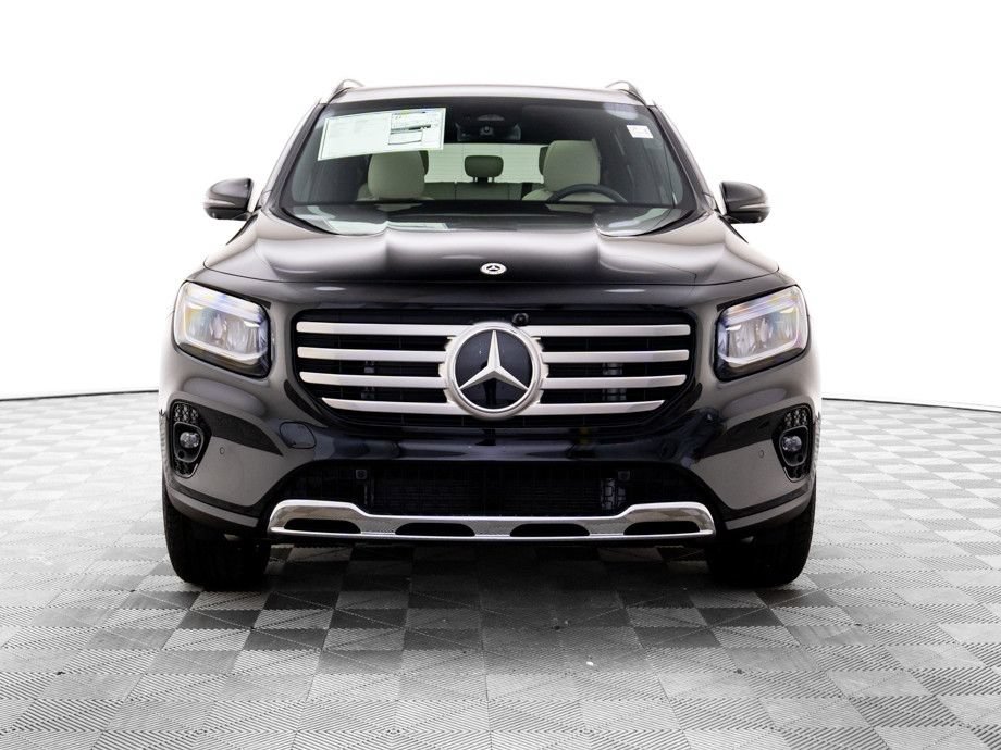 New 2026 Mercedes-Benz GLB 250 4MATIC image 9