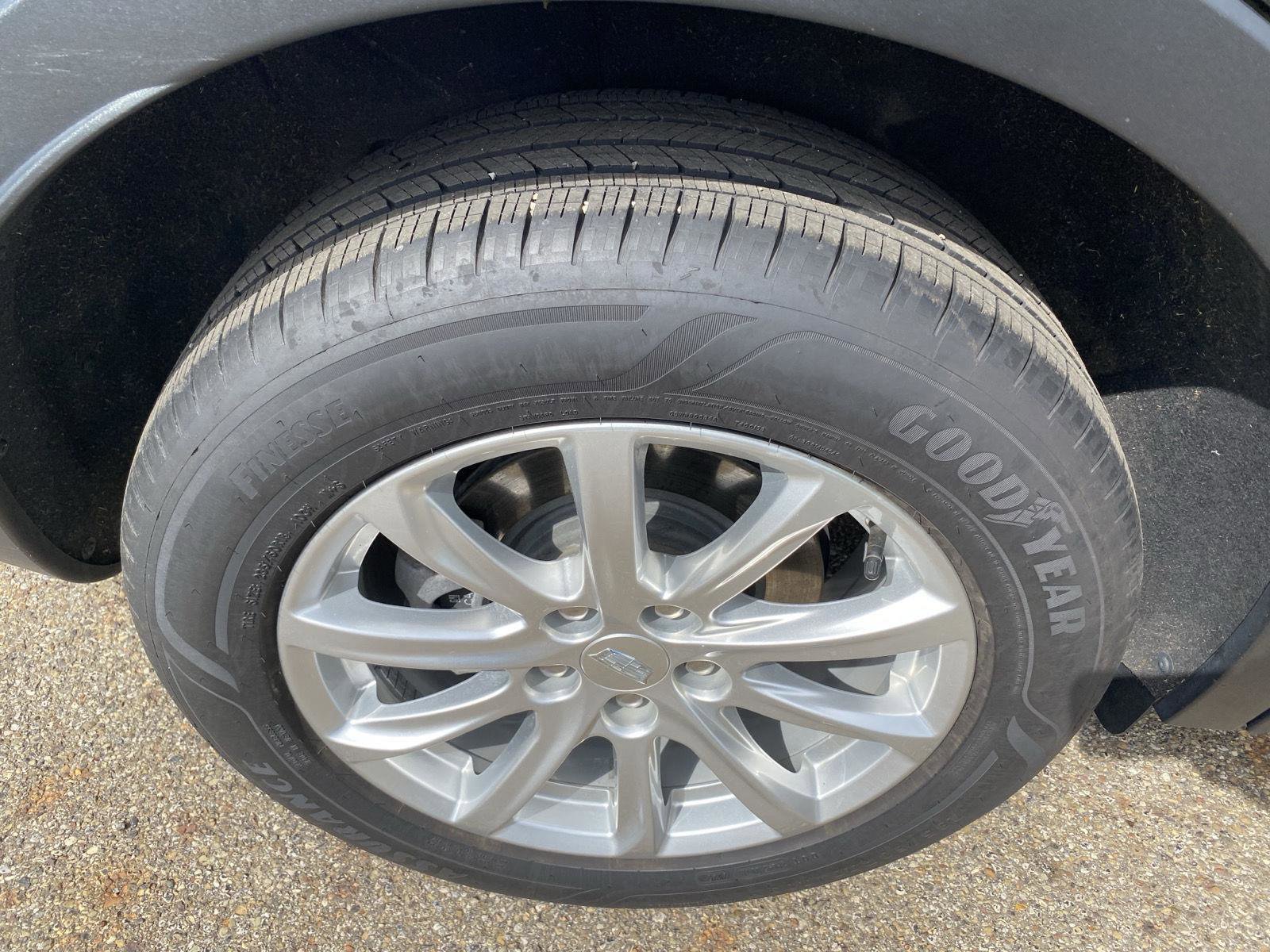 Used 2019 Cadillac XT4 Luxury w/ Cold Weather Package image 42