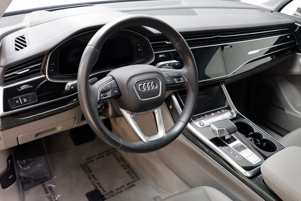 Used 2023 Audi Q7 3.0T Prestige image 7
