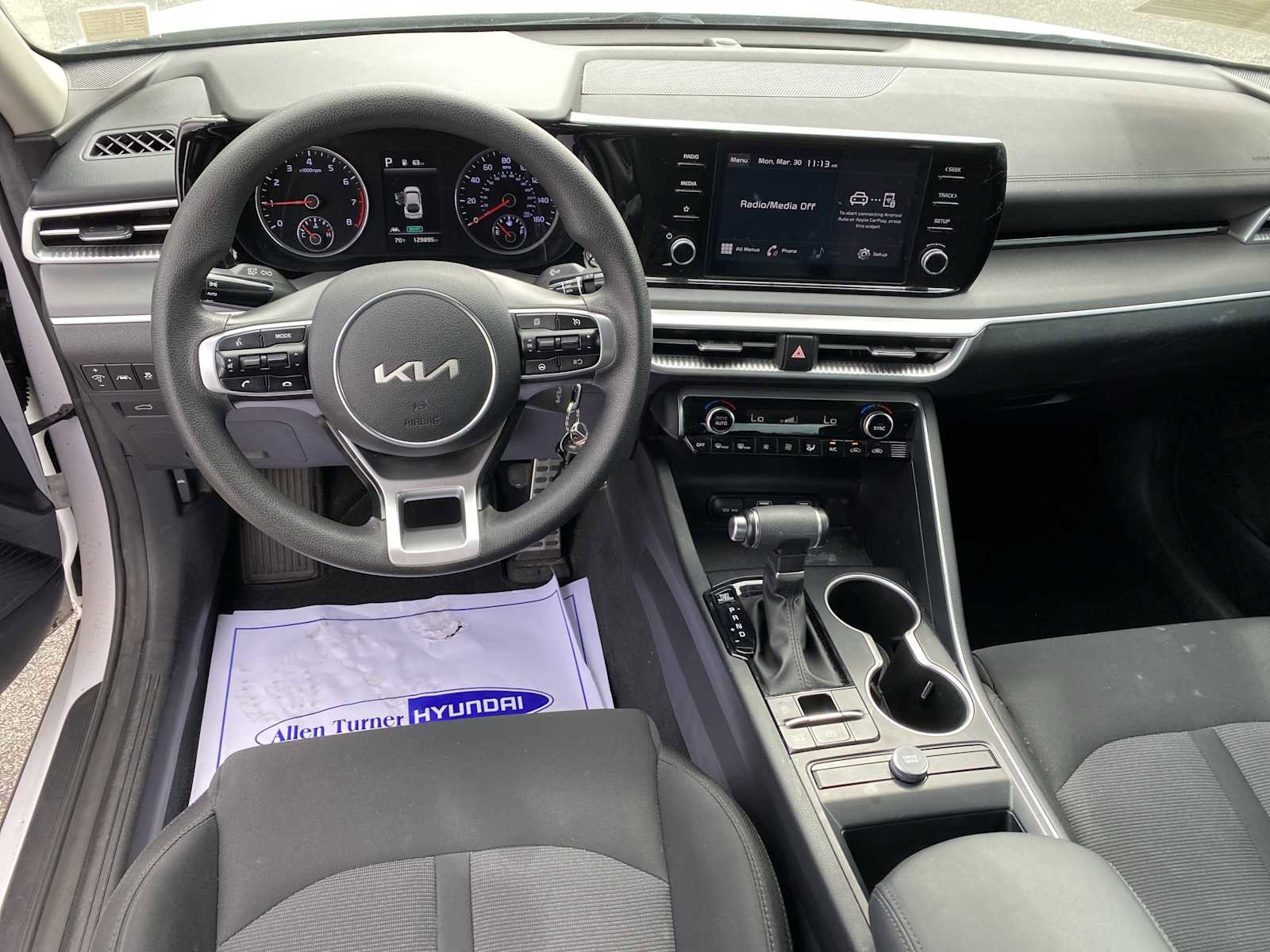 Used 2022 Kia K5 LX image 14