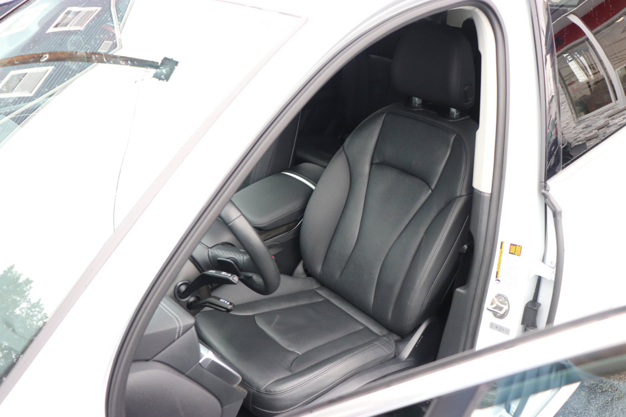 Used 2024 Audi Q7 2.0T Premium Plus image 11