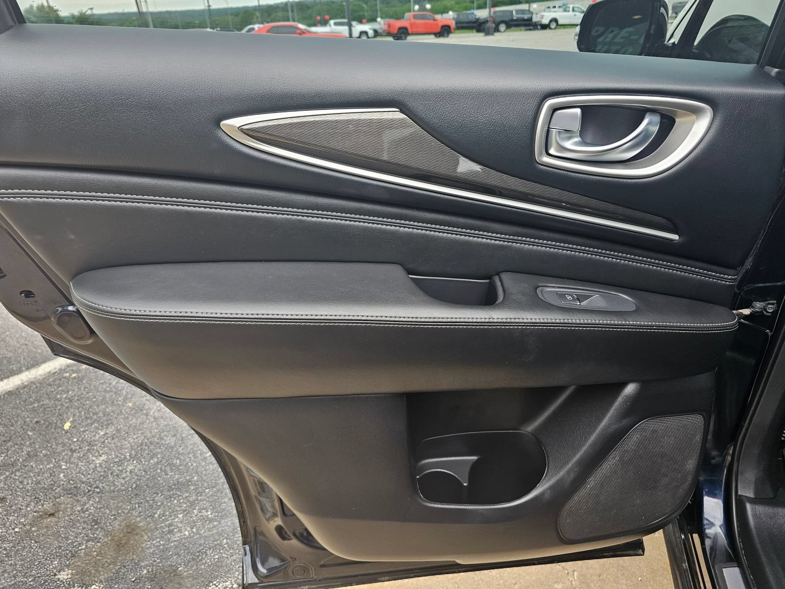 Used 2019 INFINITI QX60 Pure FWD image 28