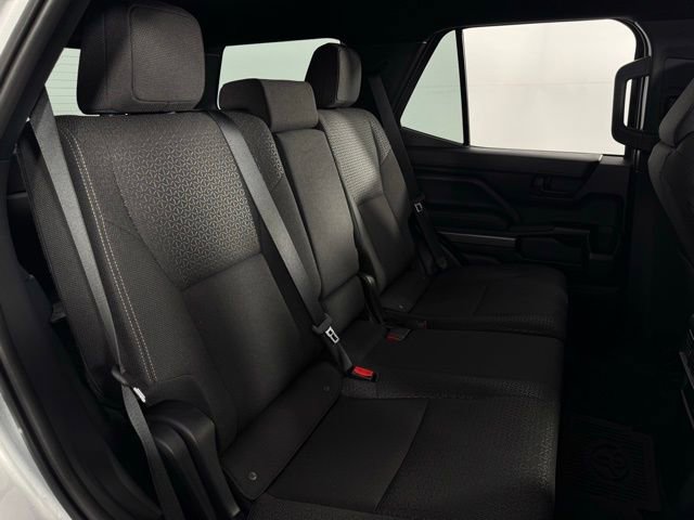 Used 2025 Toyota 4Runner SR5 AWD/4WD image 16