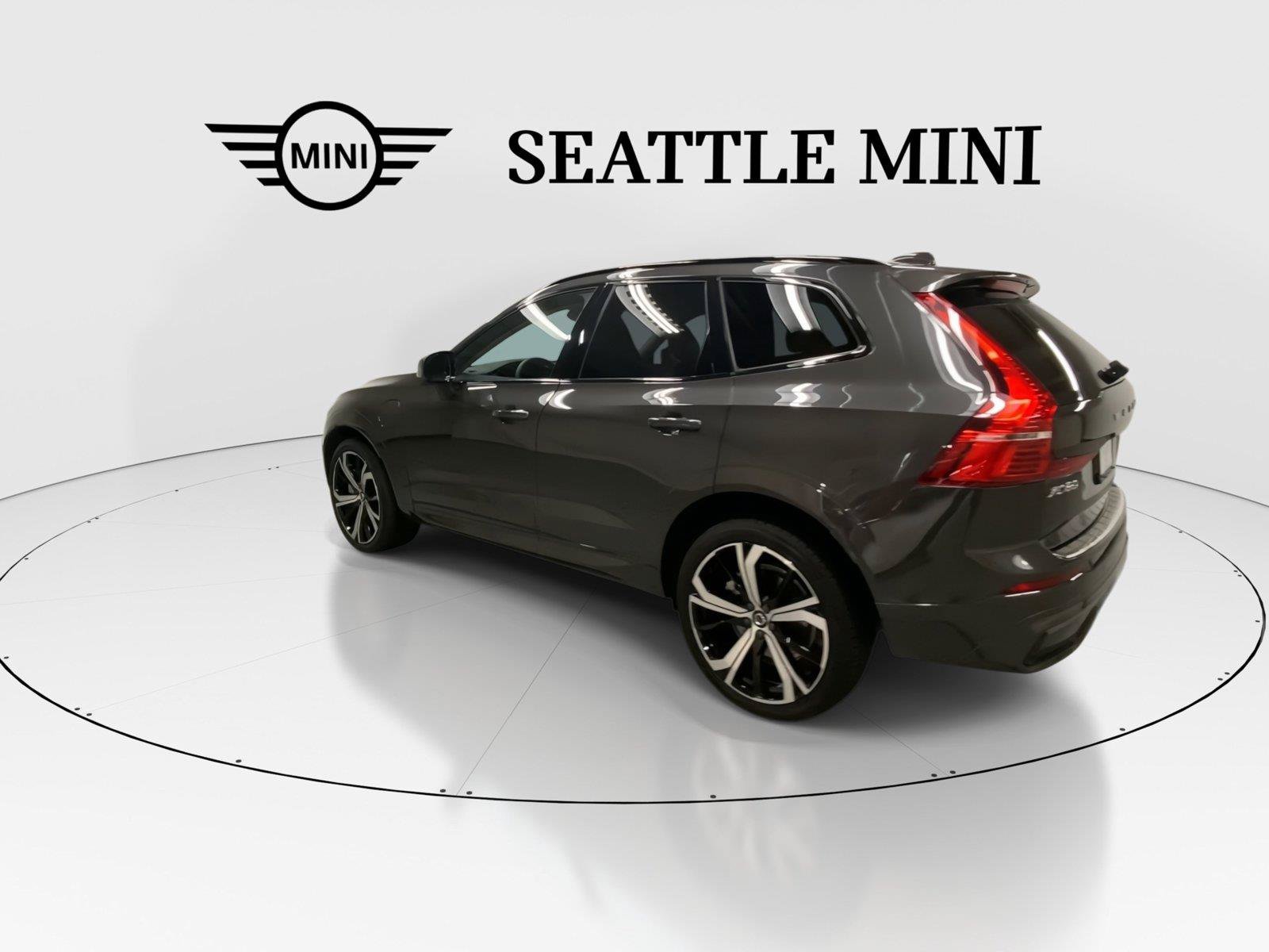 Used 2023 Volvo XC60 T8 Ultimate w/ Protection Package Premier AWD/4WD image 8