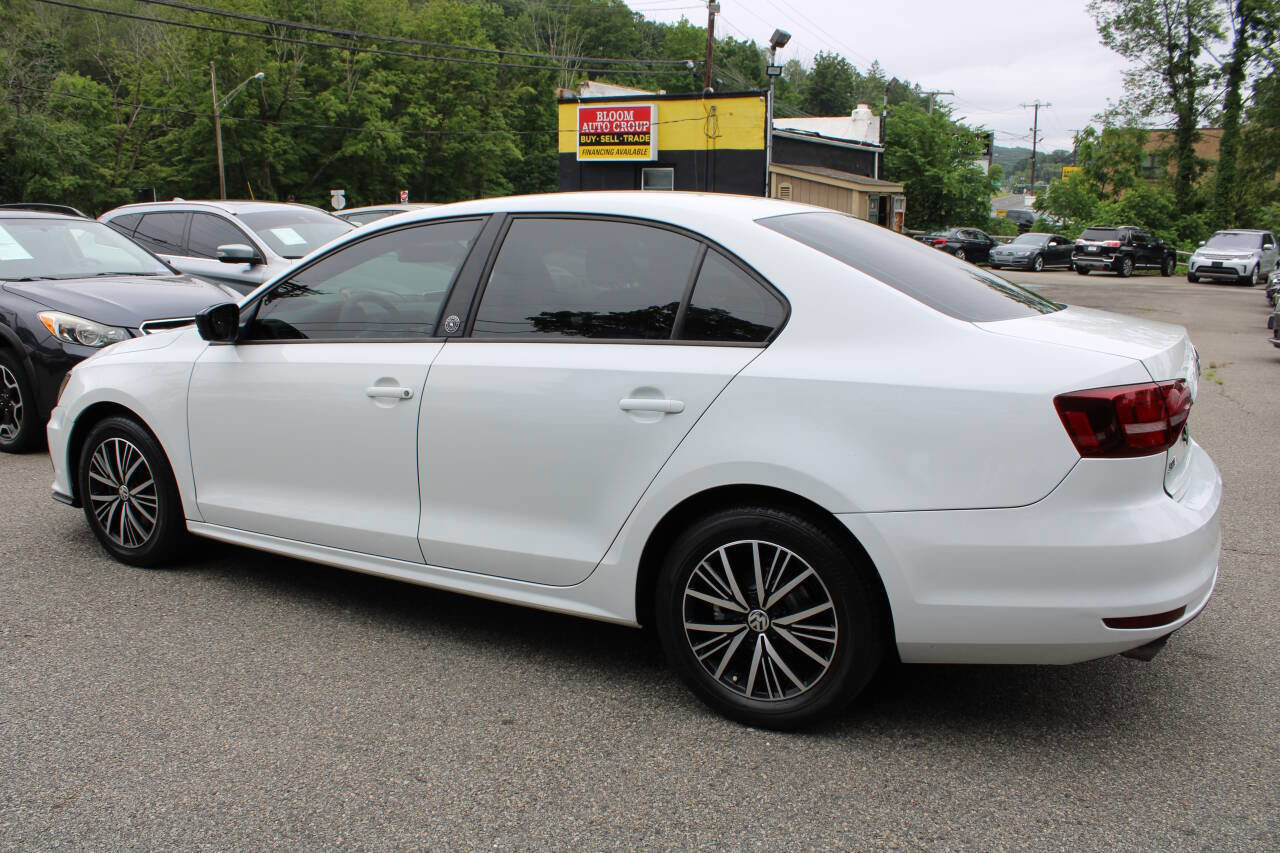 Used 2018 Volkswagen Jetta Wolfsburg Edition image 11