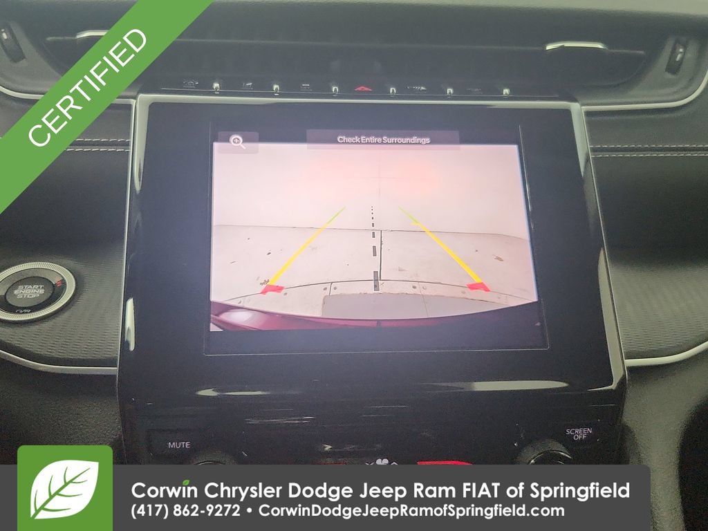 Used 2023 Jeep Grand Cherokee Laredo AWD/4WD image 24
