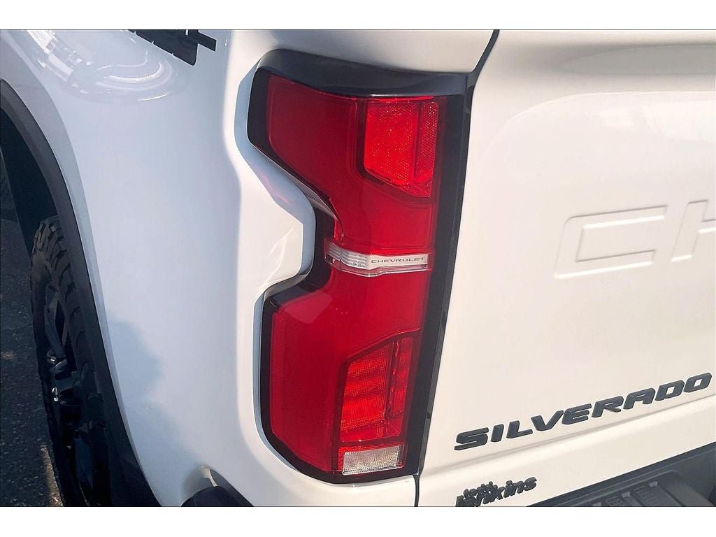 Used 2026 Chevrolet Silverado 3500 LTZ w/ Trail Boss Package AWD/4WD image 31