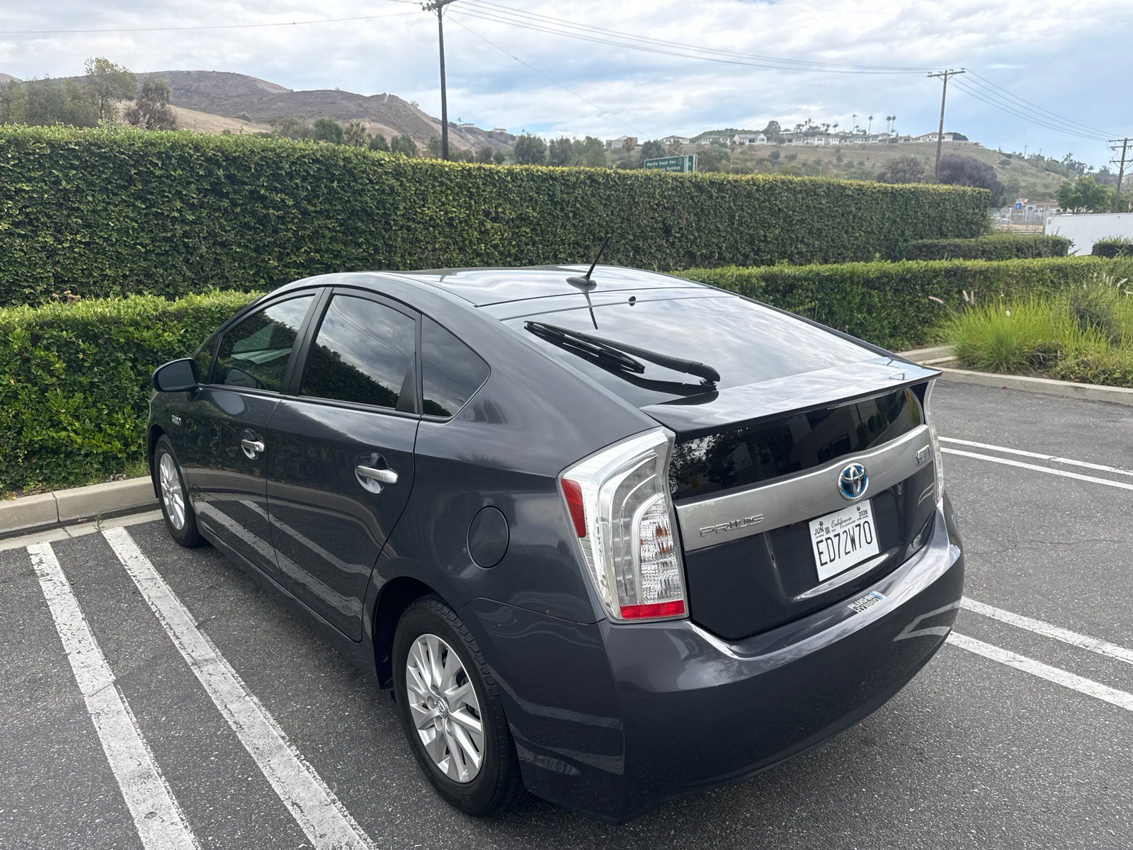 Used 2015 Toyota Prius Prime Plug-In Hybrid FWD image 7
