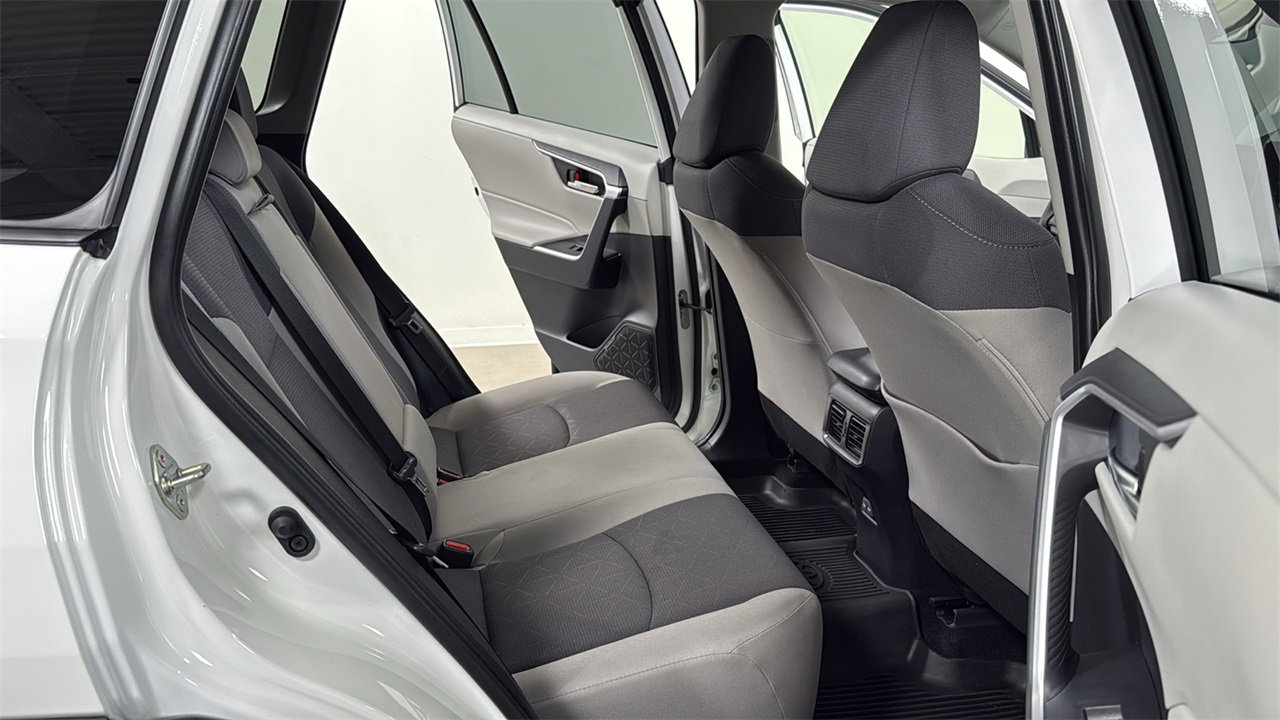 Certified 2025 Toyota RAV4 XLE image 17