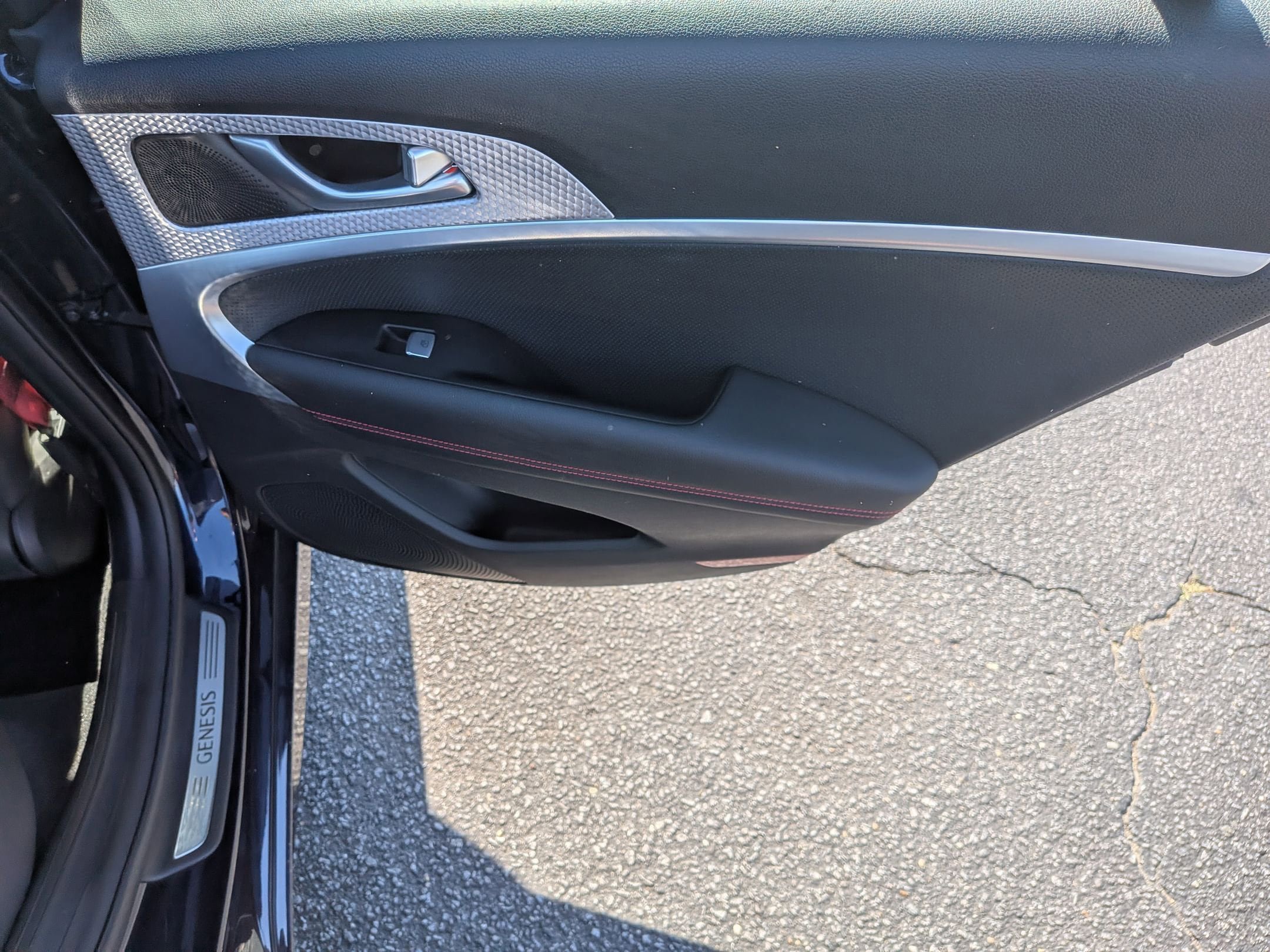 Used 2023 Genesis G70 2.0T w/ Sport Prestige Package RWD image 27