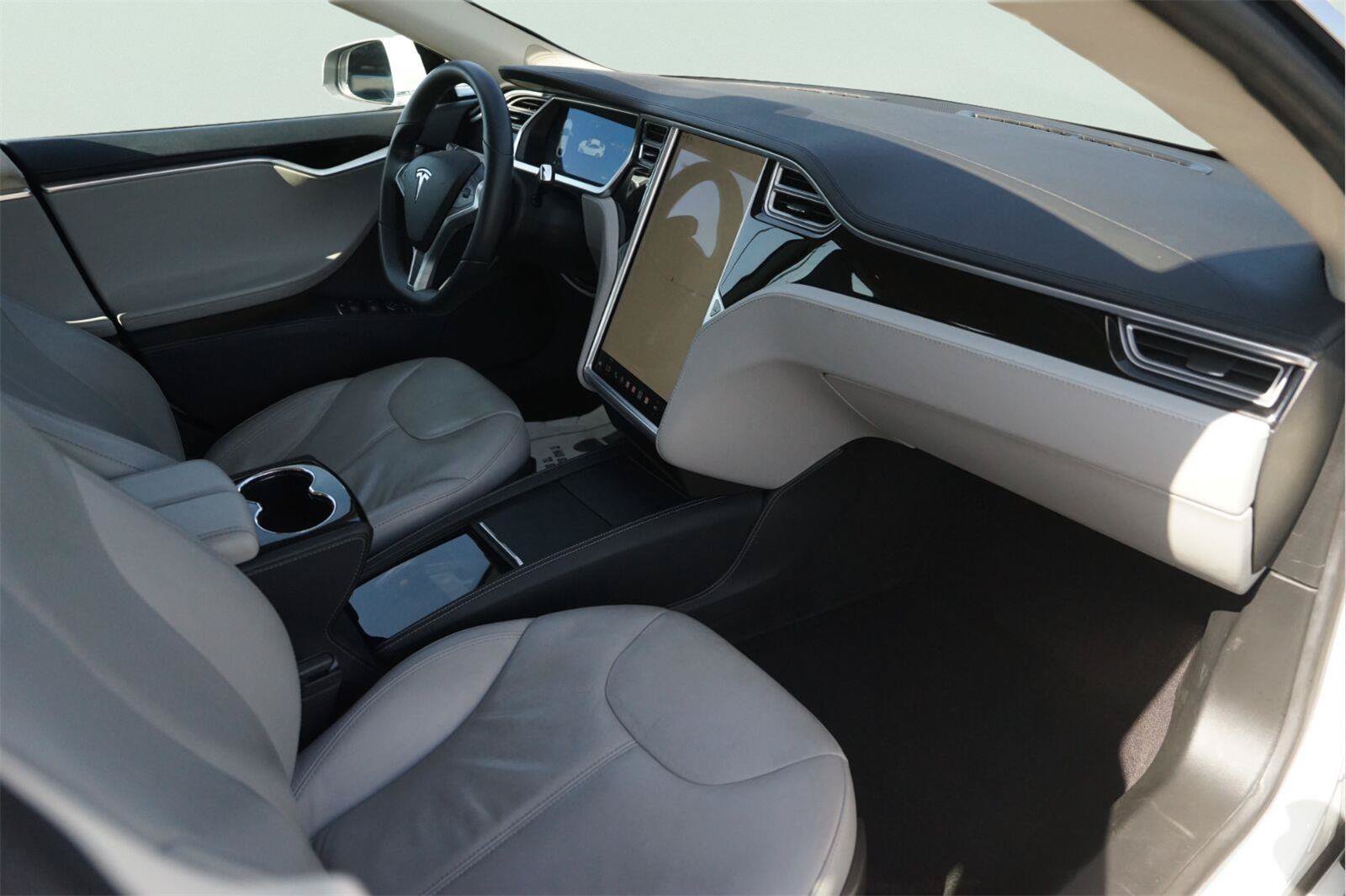 Used 2014 Tesla Model S RWD image 17